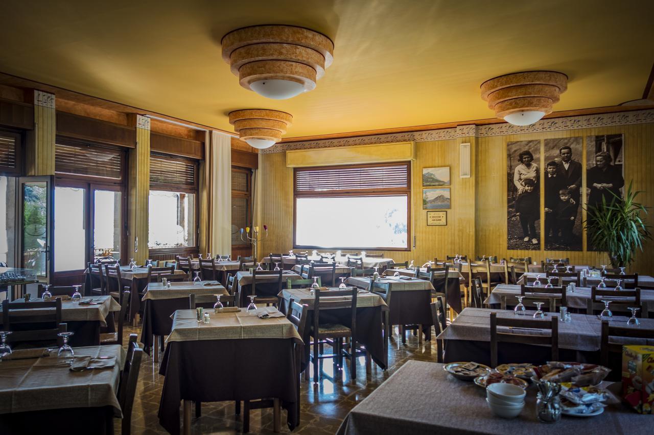 Albergo La Romanella Spinone Al Lago Екстериор снимка